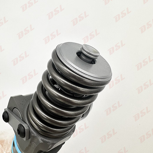 High-quality 0414720 fuel injector, complete range of models. Precise fuel injection, quality guaranteed, compatible with diesel engines.