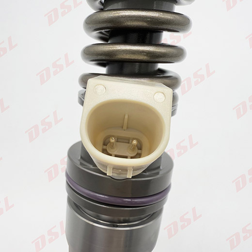 High-quality E1-4C Fuel Injector, complete range of models. Precise fuel injection, quality guaranteed, compatible with 6135 diesel engines.