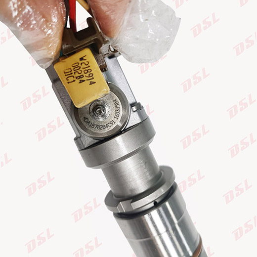 High-quality 1842577C93 diesel fuel injector , complete range of models. Precise fuel injection, quality guaranteed, compatible with diesel engines.