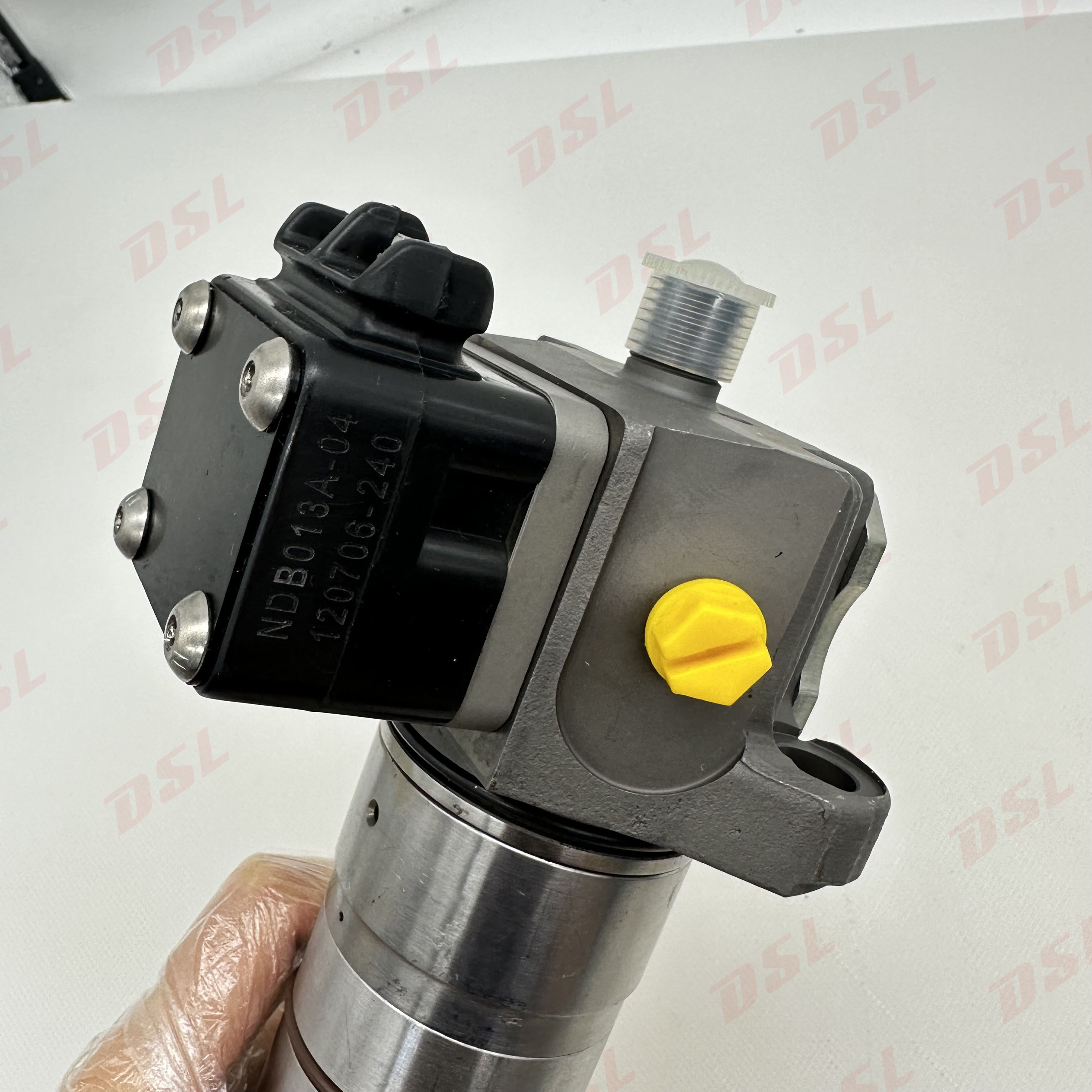 High-quality 0414799 unit pump, complete range of models. Precise fuel injection, quality guaranteed, compatible with diesel engines.