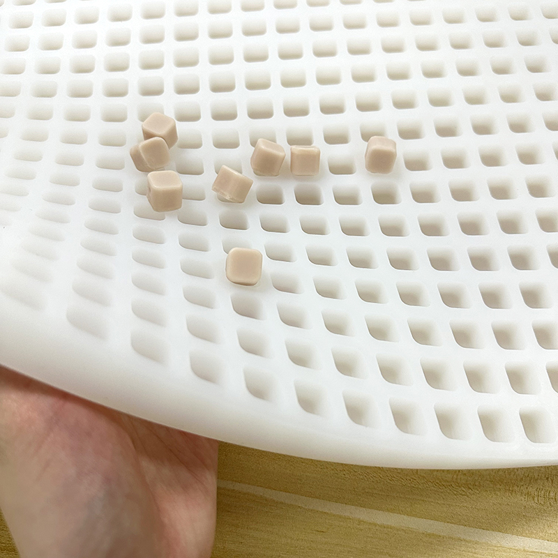 Renshan – Specialize in custom chocolate molds silicone and high-quality candy bar molds chocolate. Our food-grade silicone products are durable, flexible, and designed for easy release, ensuring perfectly shaped chocolates and candy bars every time.