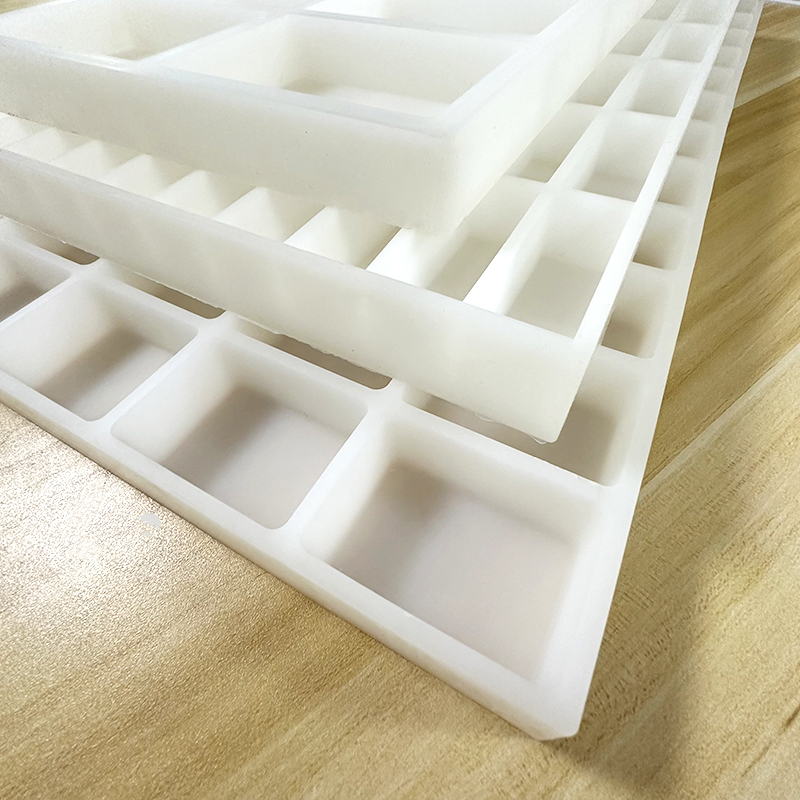 Renshan Silicone Molds – Supply high-quality gummy mold trays and round silicon molds. Our food-grade silicone products are durable, flexible, and easy to release, ensuring perfect homemade gummies and evenly shaped round treats every time.