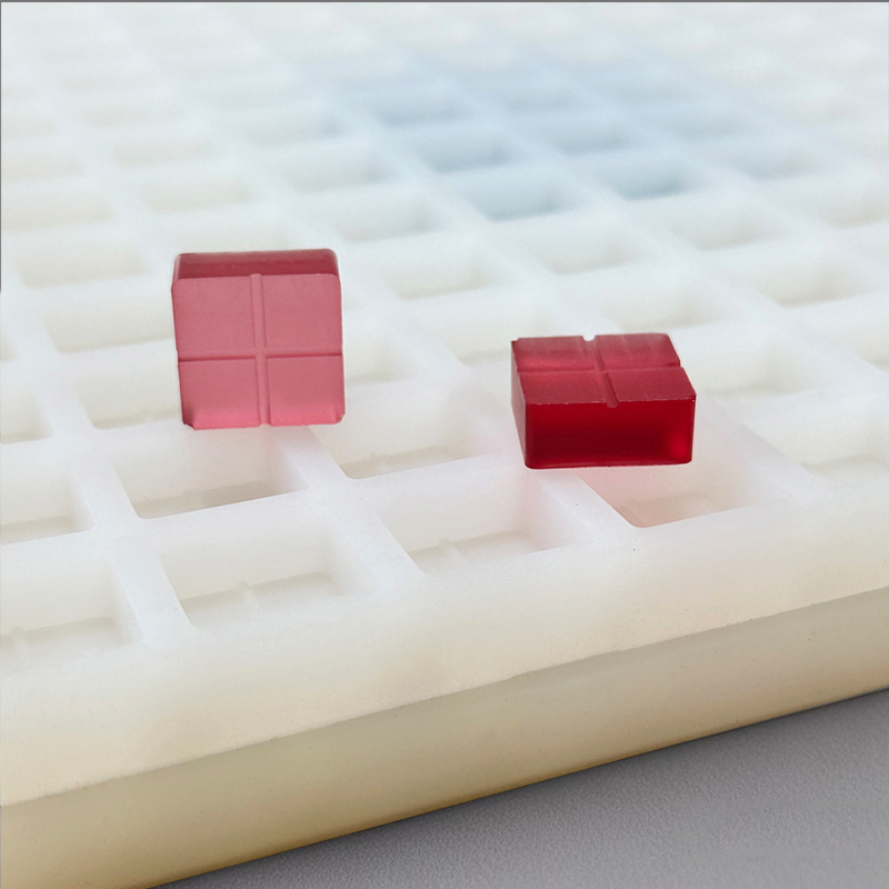 Renshan’s FDA/LFGB-certified chocolate bar mold: food-grade silicone, non-stick for easy release. Various standard/custom shapes, durable. Ideal for home bakers, small chocolate brands. Reliable quality & on-time delivery for perfect chocolate bars.
