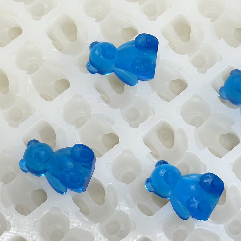 Silicone molds are the top choice for candy makers because they combine flexibility, a naturally non-stick surface, and food-safe reliability.