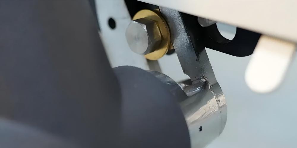 Pull-pin locking mechanism for sliding footbar