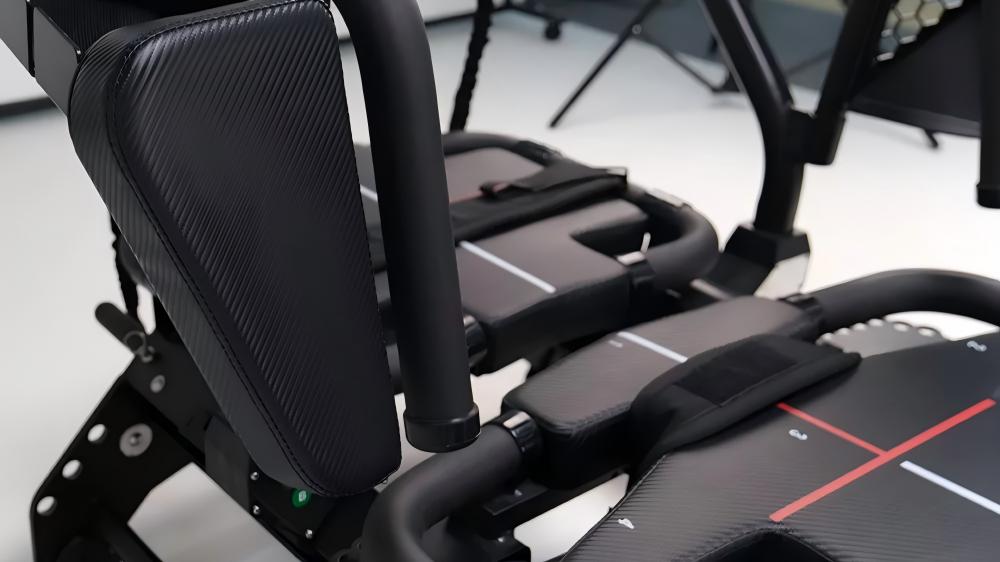 Pilates reformer carriage with central cutout opening