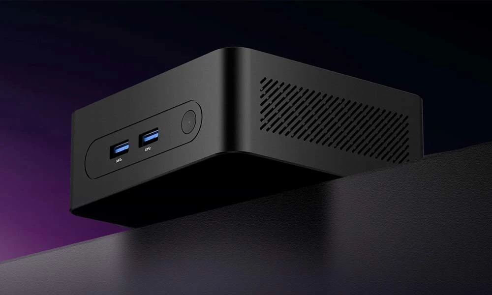 Demonstration of the Compact Size in TECLAST N30 Mini PC