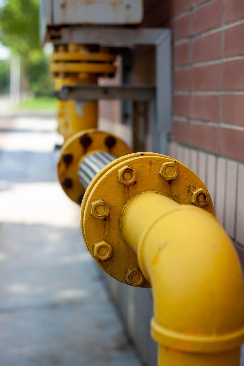 Industrial steel pipes and fittings