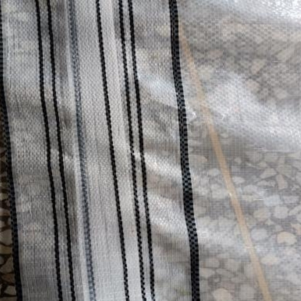 Transparent Tarp with Grommets – Close View of Double Reinforced 5 cm Edge