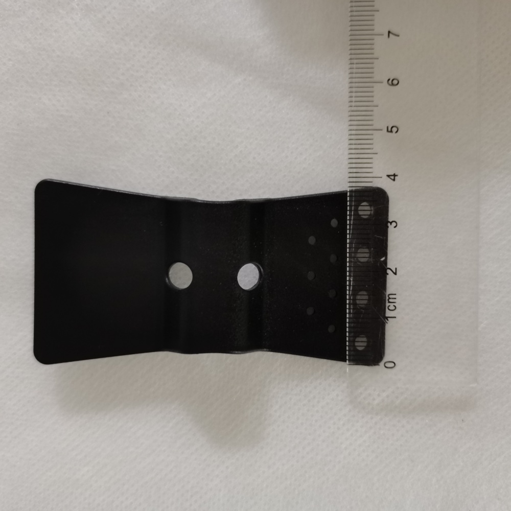 Shade cloth fabric clips – Close-Up Detail of Square Clip