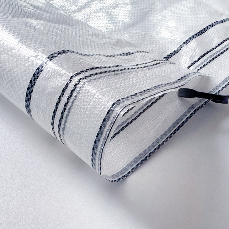 Transparent Tarp with Grommets – Thickened Edge at 5 cm Reinforcement Detail