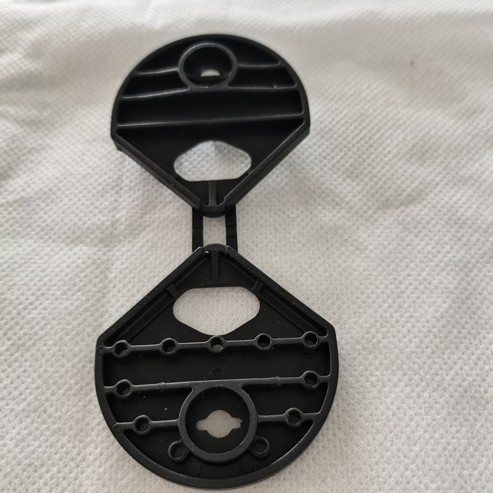 Shade cloth fabric clips – Close-Up Detail of Fan Shaped Clip