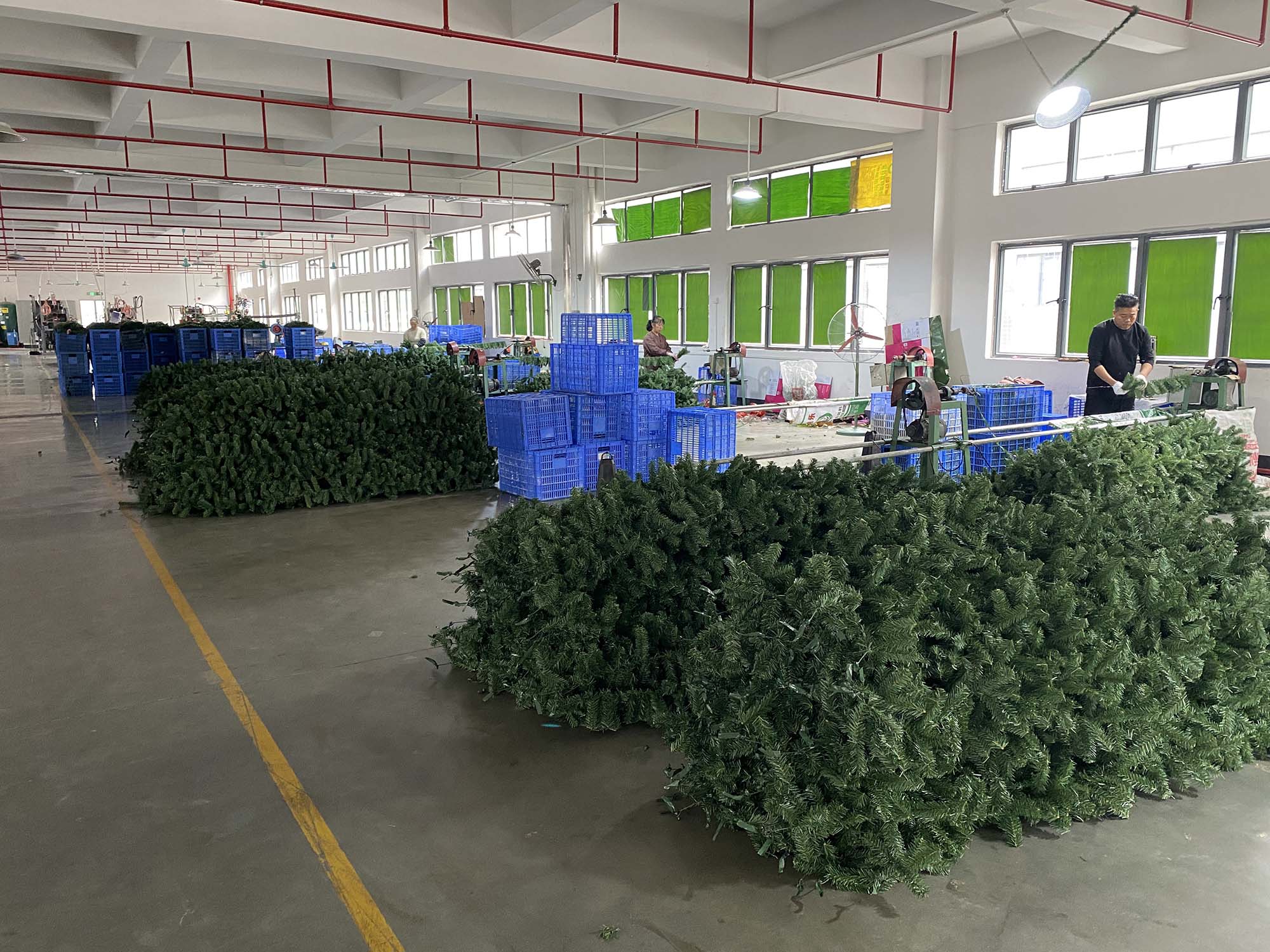 Donating artificial Christmas trees to charity