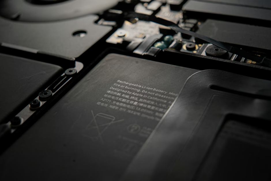 What Is a Battery Cell? Structure, Chemistry, Working Principle and Applications Explained