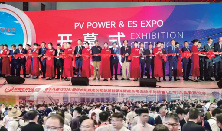 SNEC 2026: Photovoltaic giants reunite, who will be the focus of BC technology and long-term energy storage track?