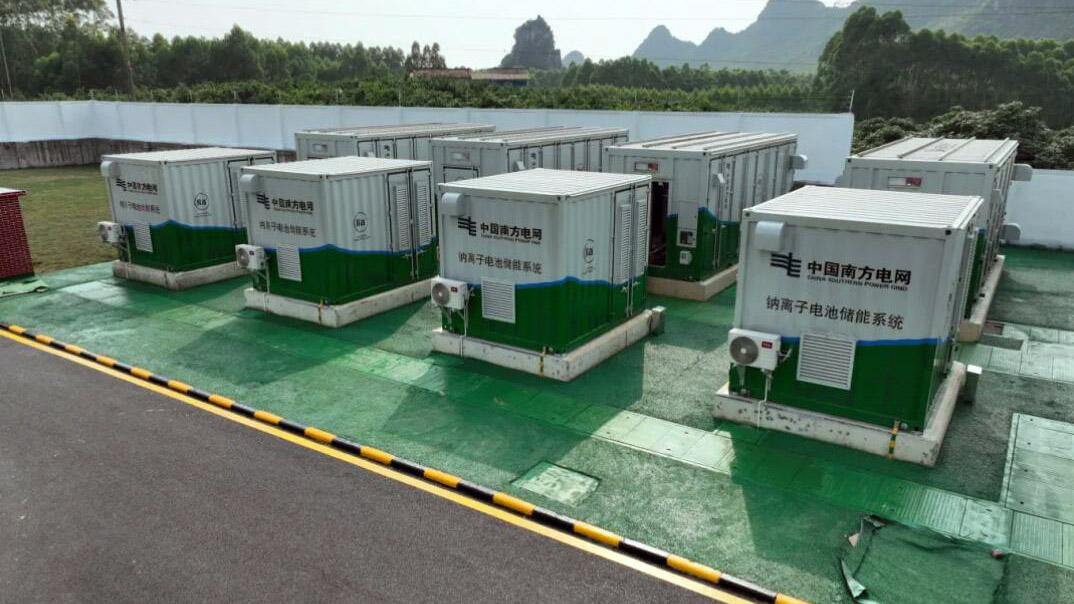 Energy Storage in 2026: Sodium-Ion Acceleration, Solid-State Breakthroughs, and the Shift to Infrastructure-Scale Systems-pcenersys