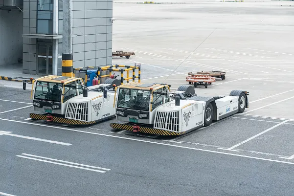Airport & Large Facility Transport