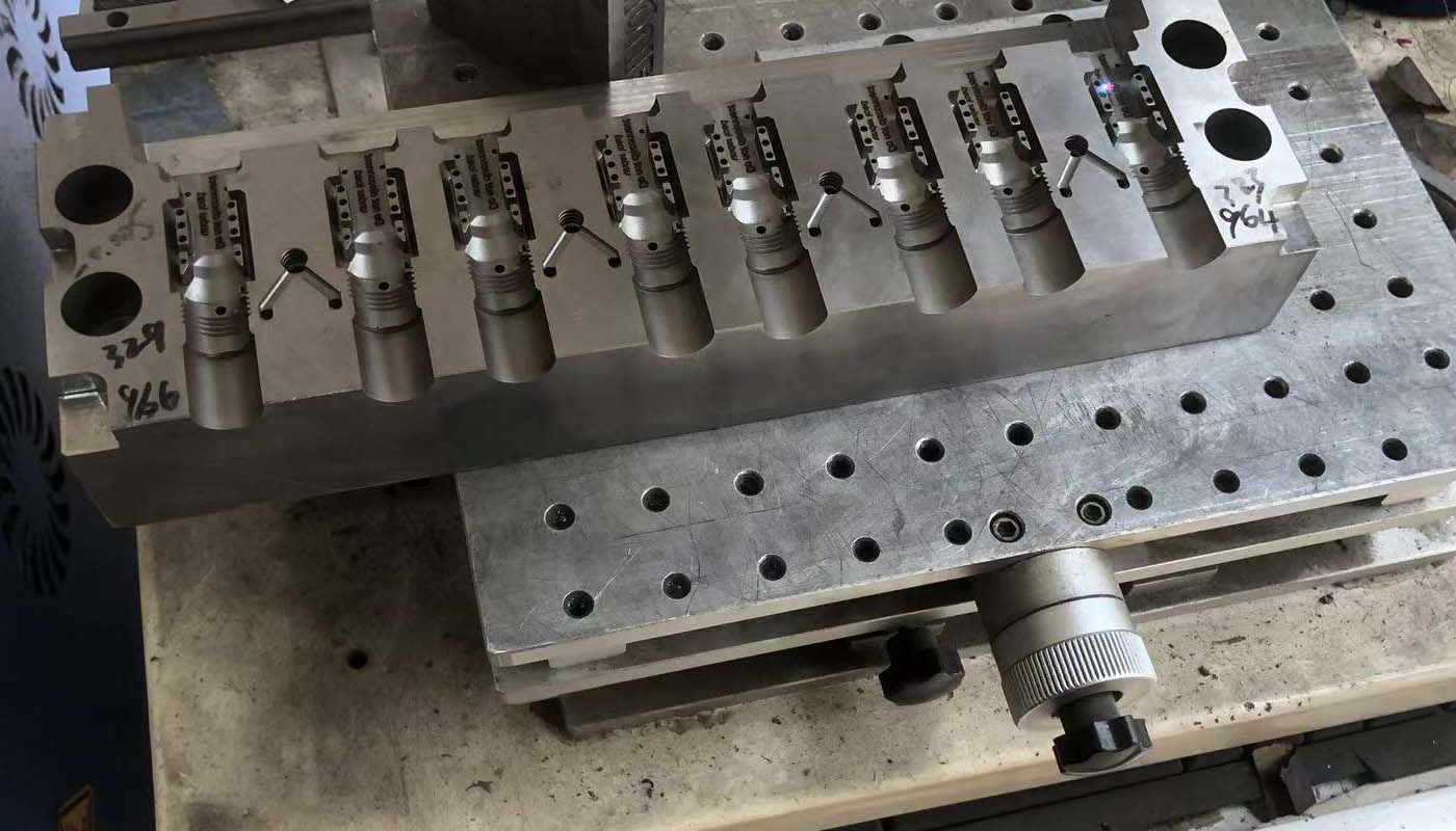 precision molds of solar MC4 connector