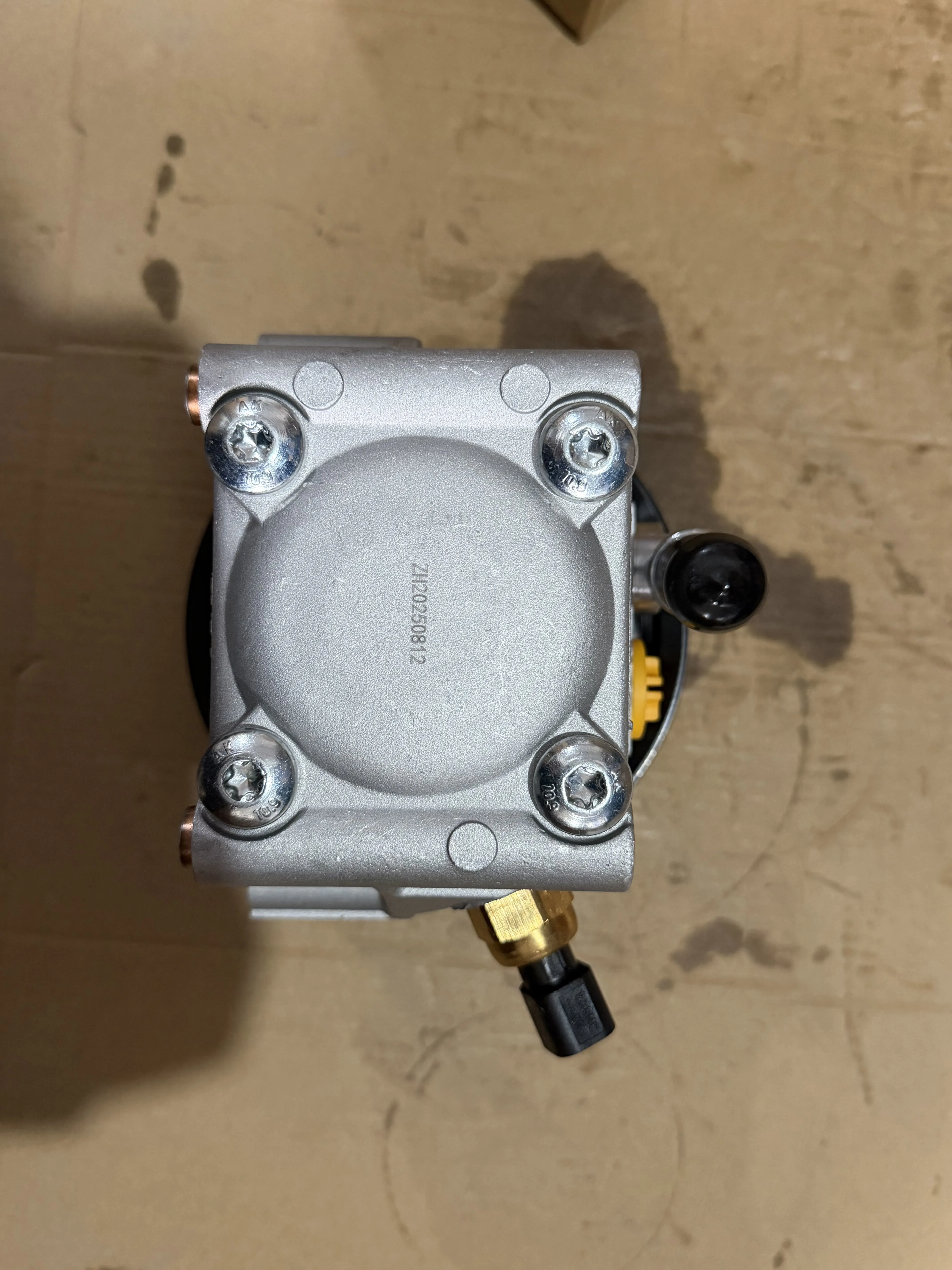 1362652 Hydraulic Steering Pump For Ford