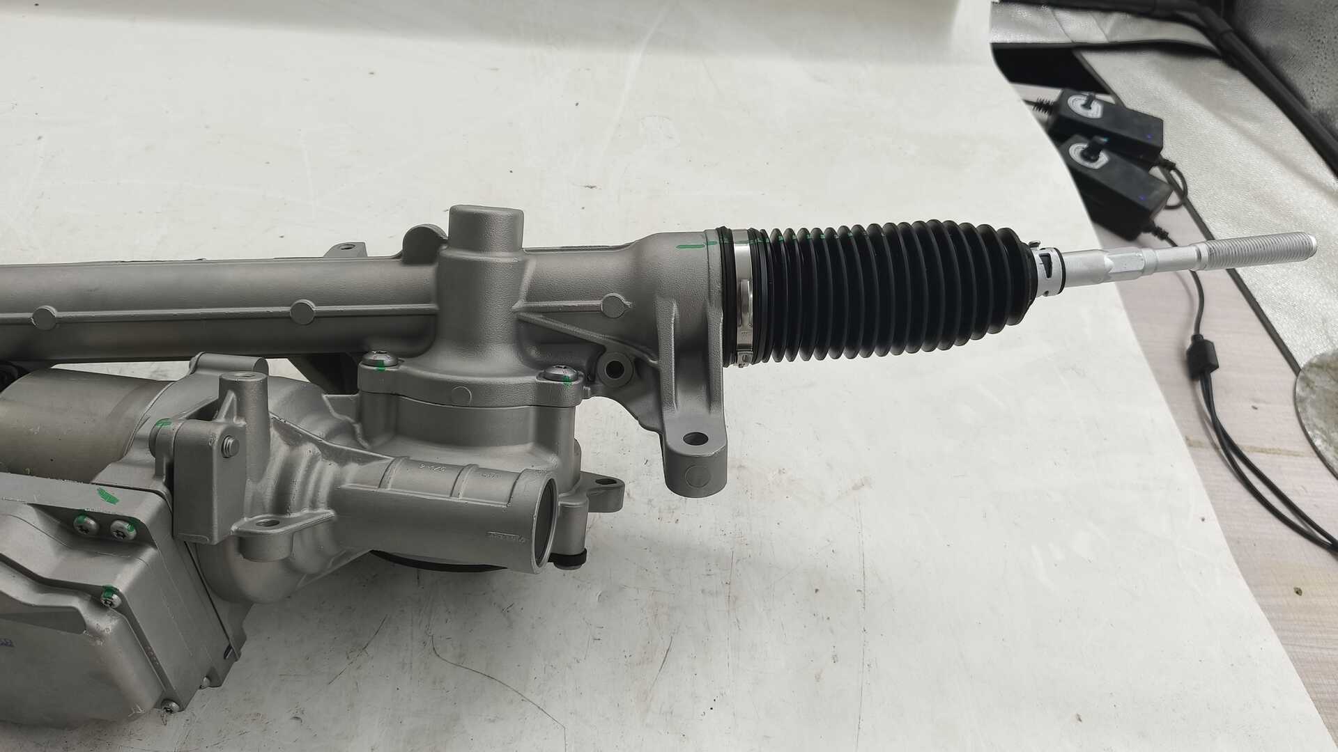 STEERING RACK