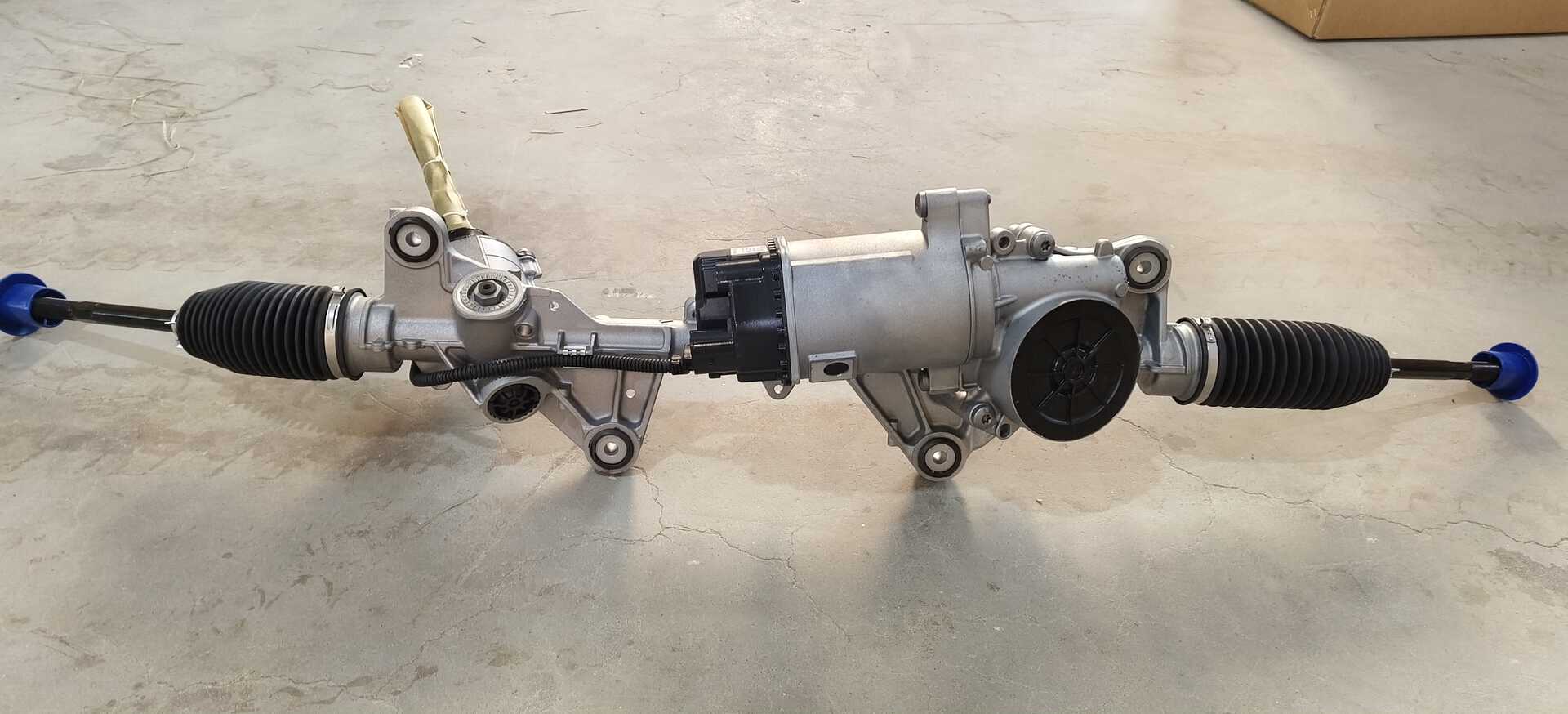 STEERING RACK