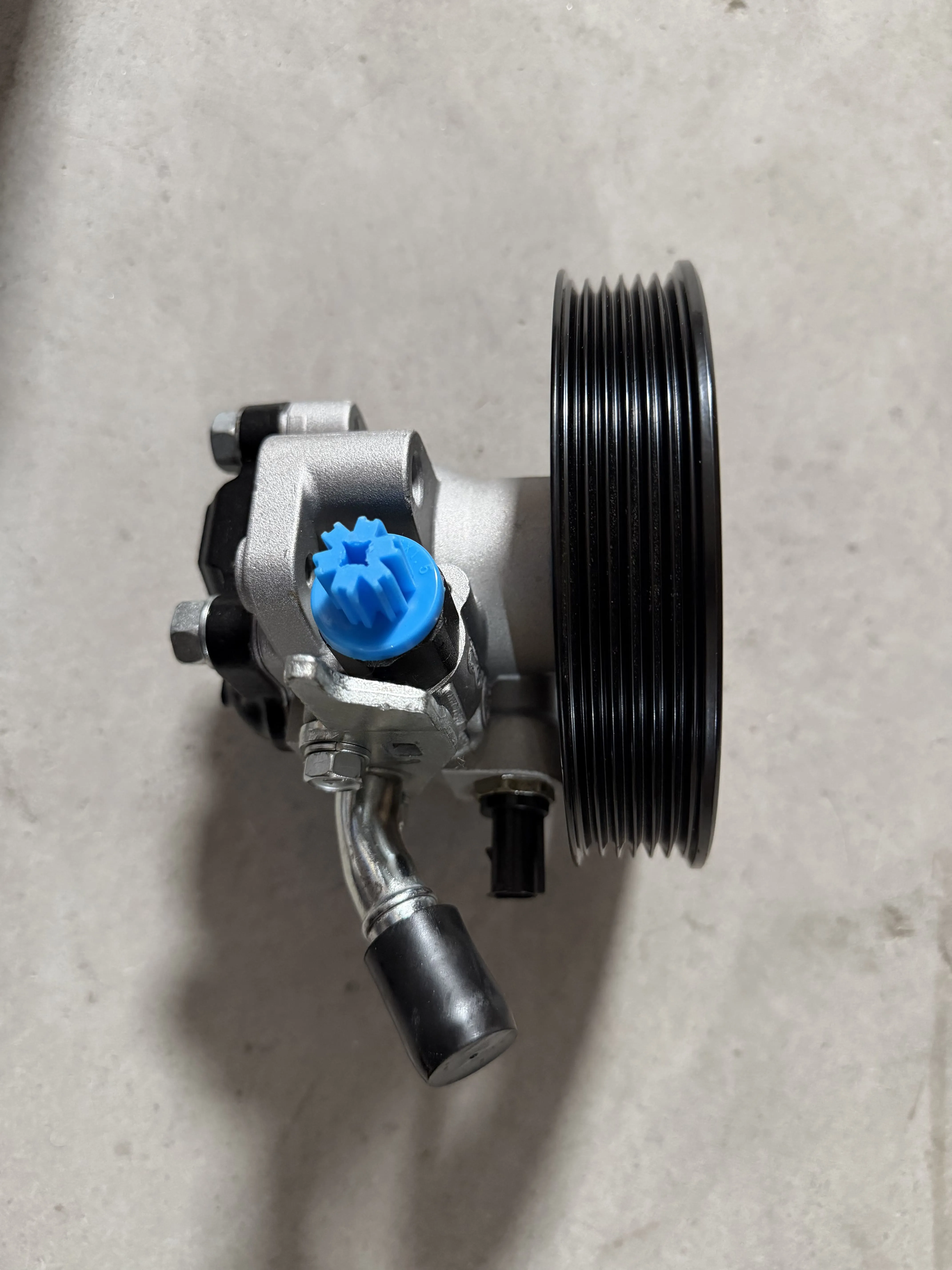 Steering pump