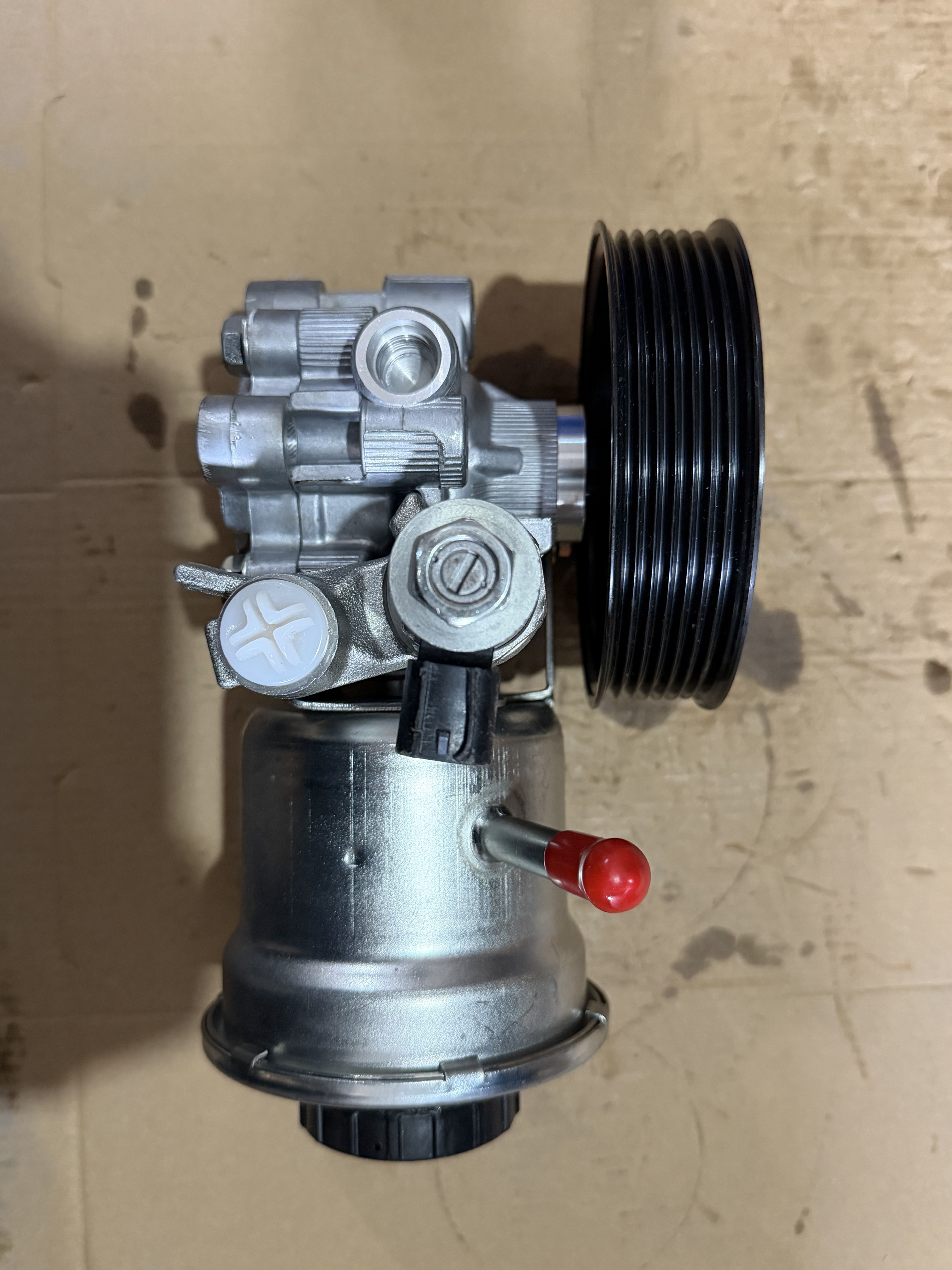 Steering pump