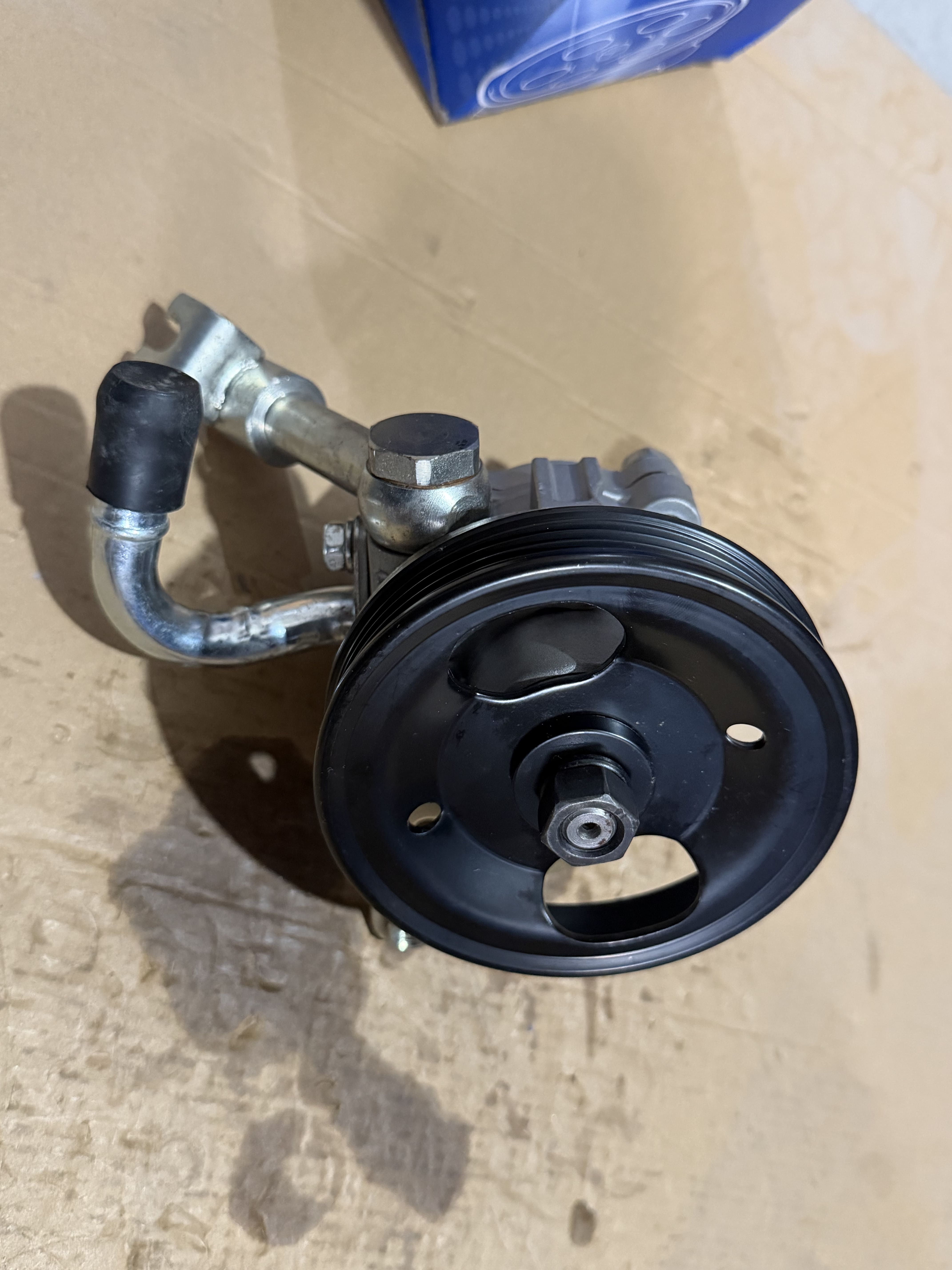 Steering pump