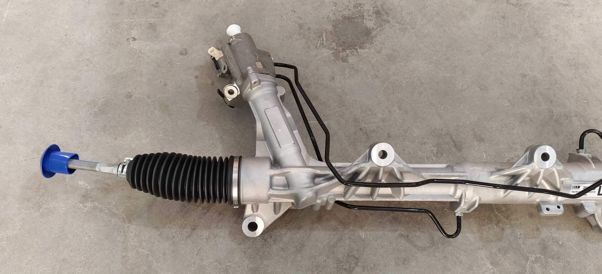 STEERING RACK
