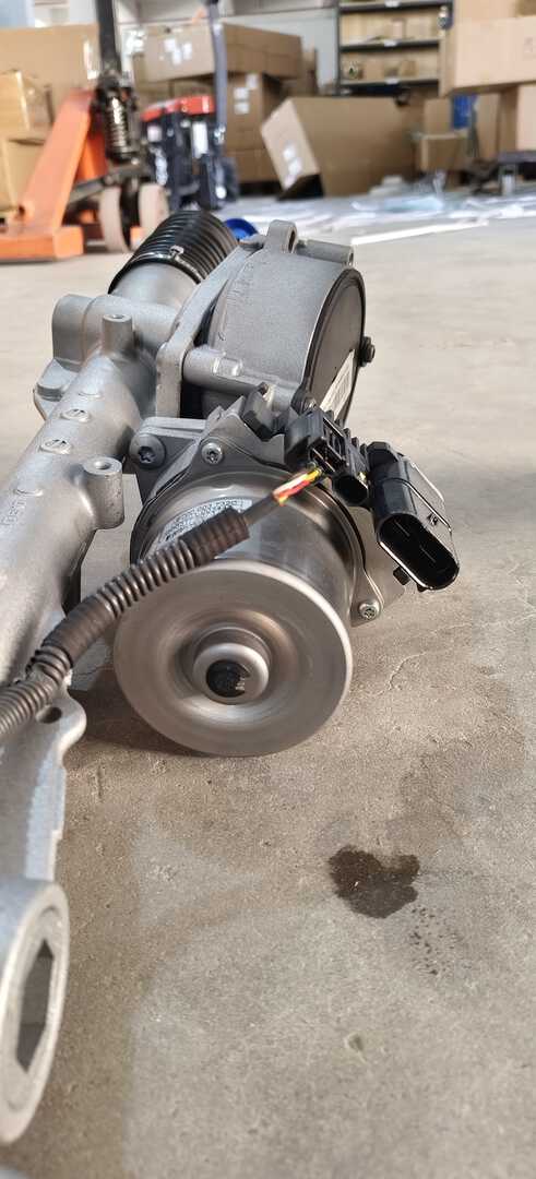 STEERING RACK
