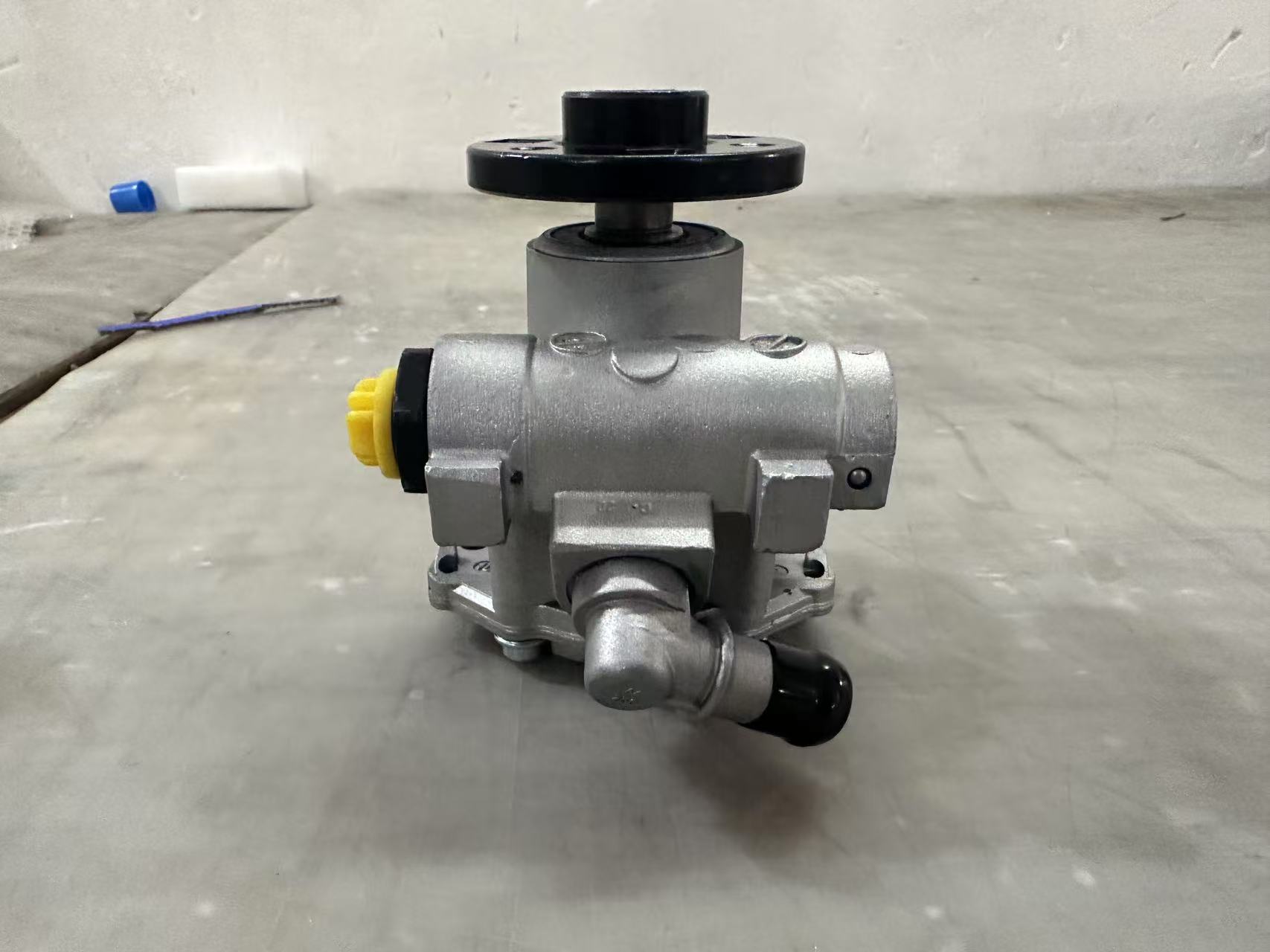 Steering pump
