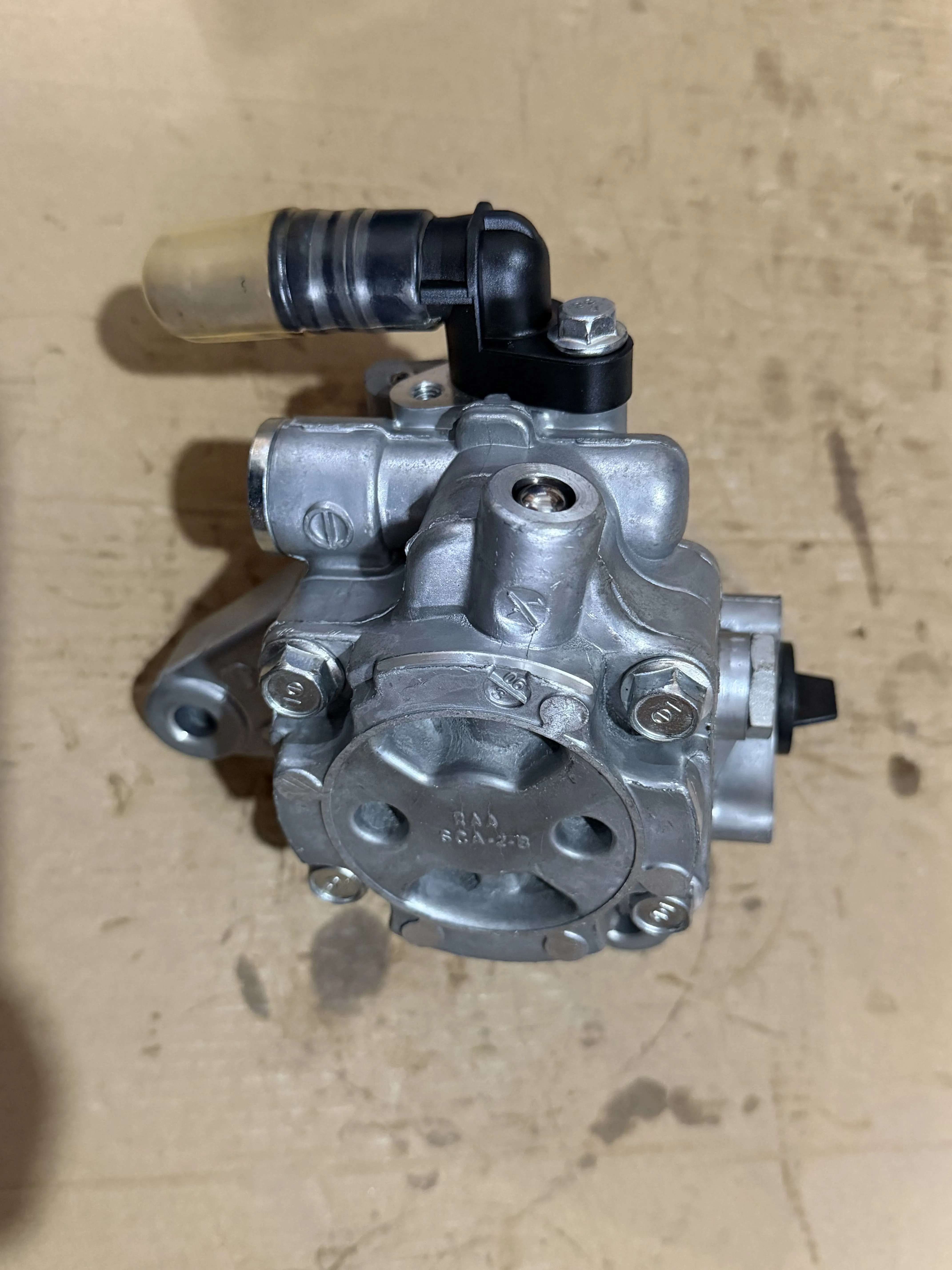 Steering pump