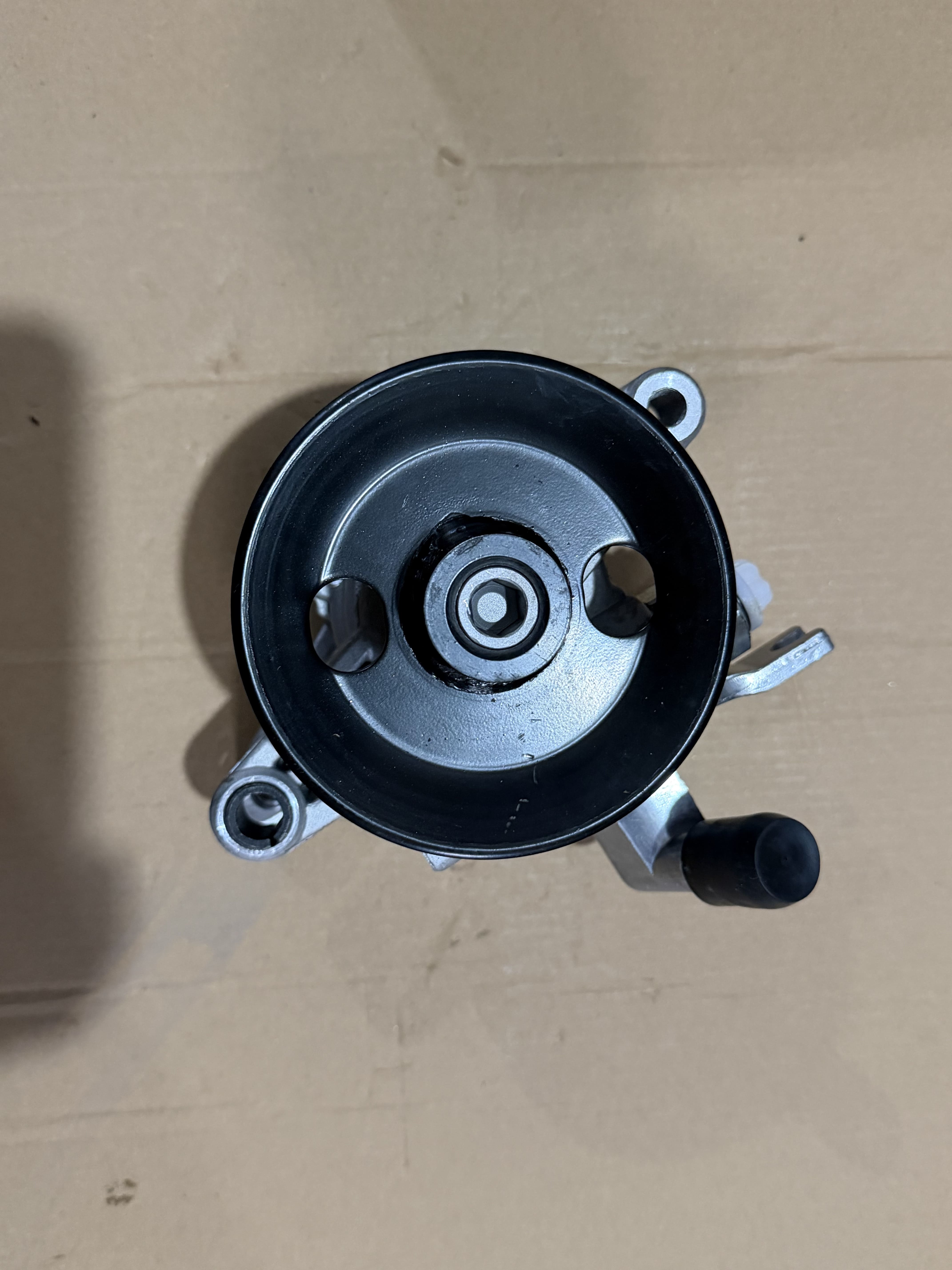 Steering pump