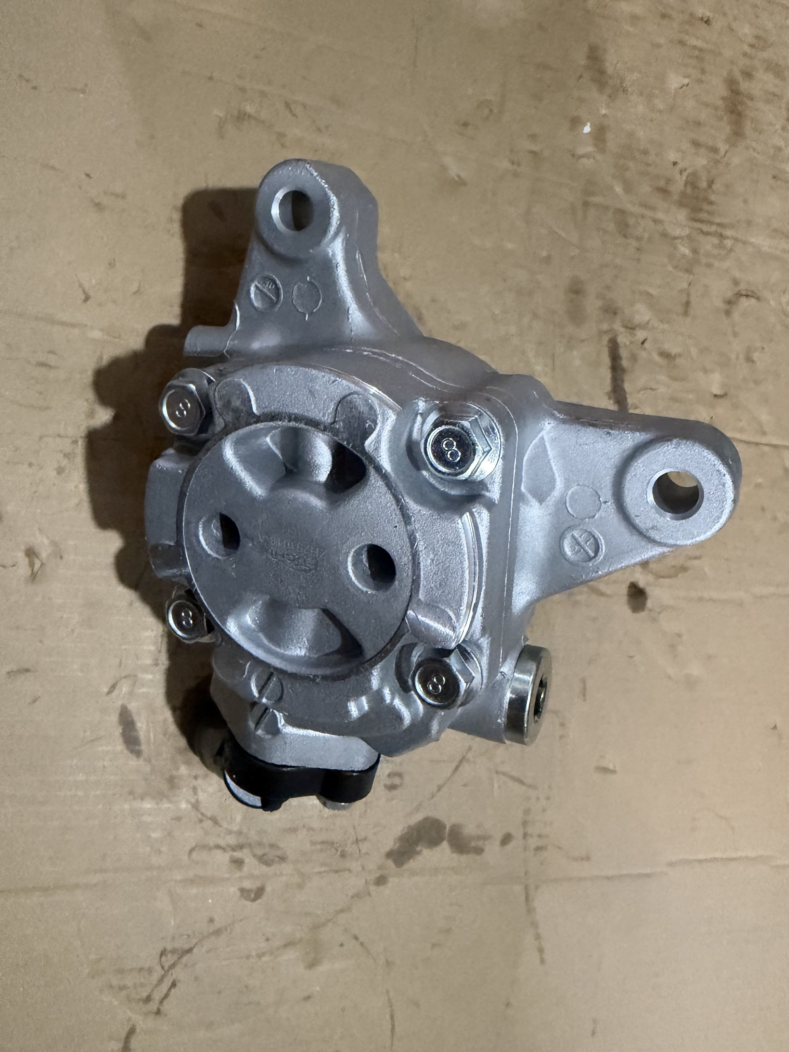 Steering pump