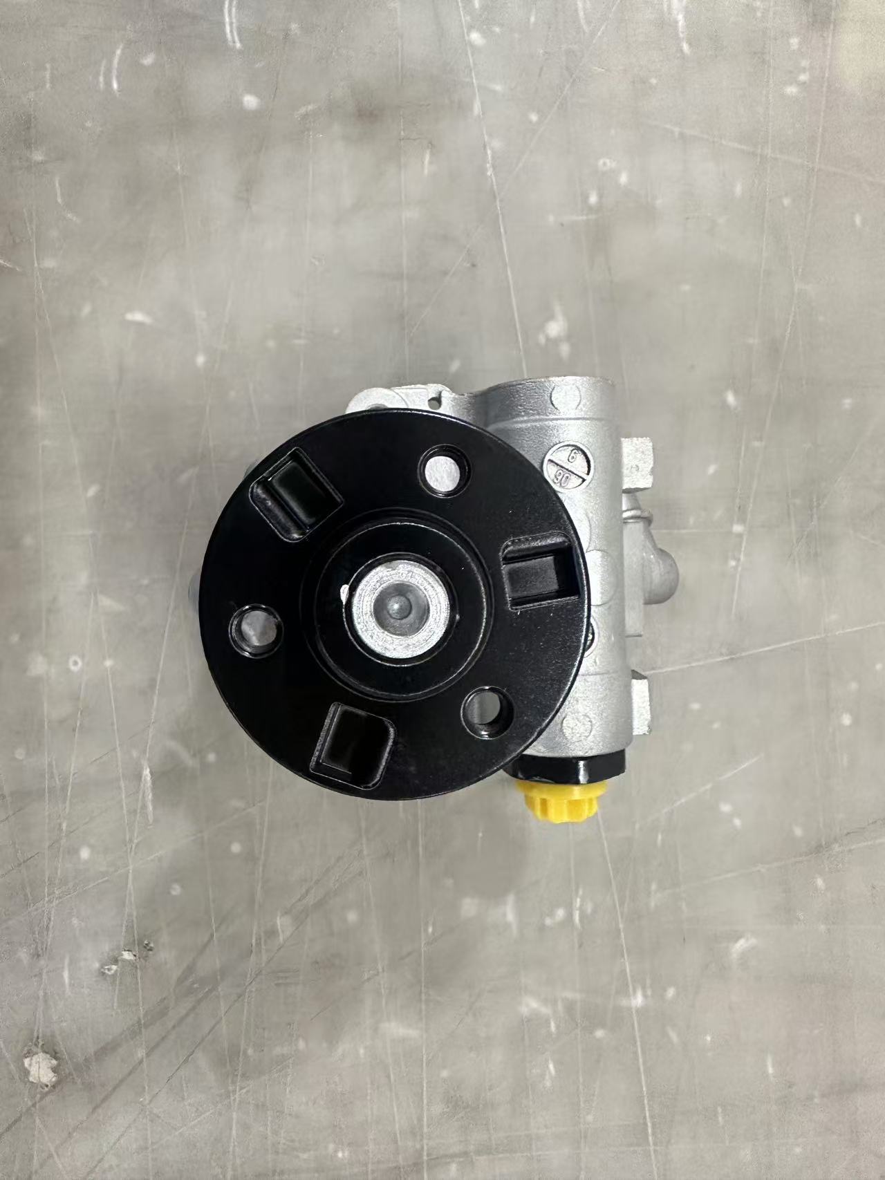 Steering pump