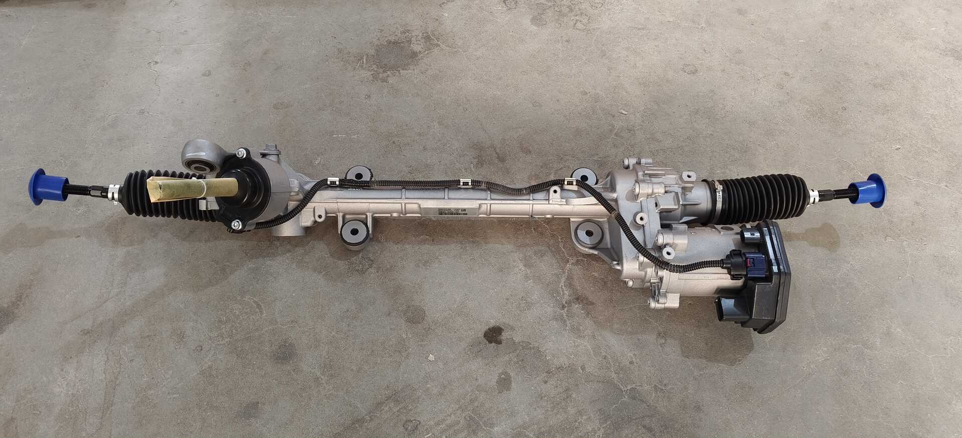 STEERING RACK