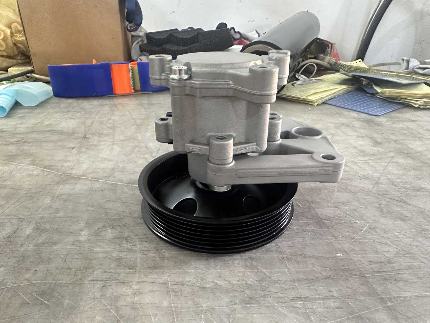 Mercedes-Benz W211 Power Steering Pump 0054662001