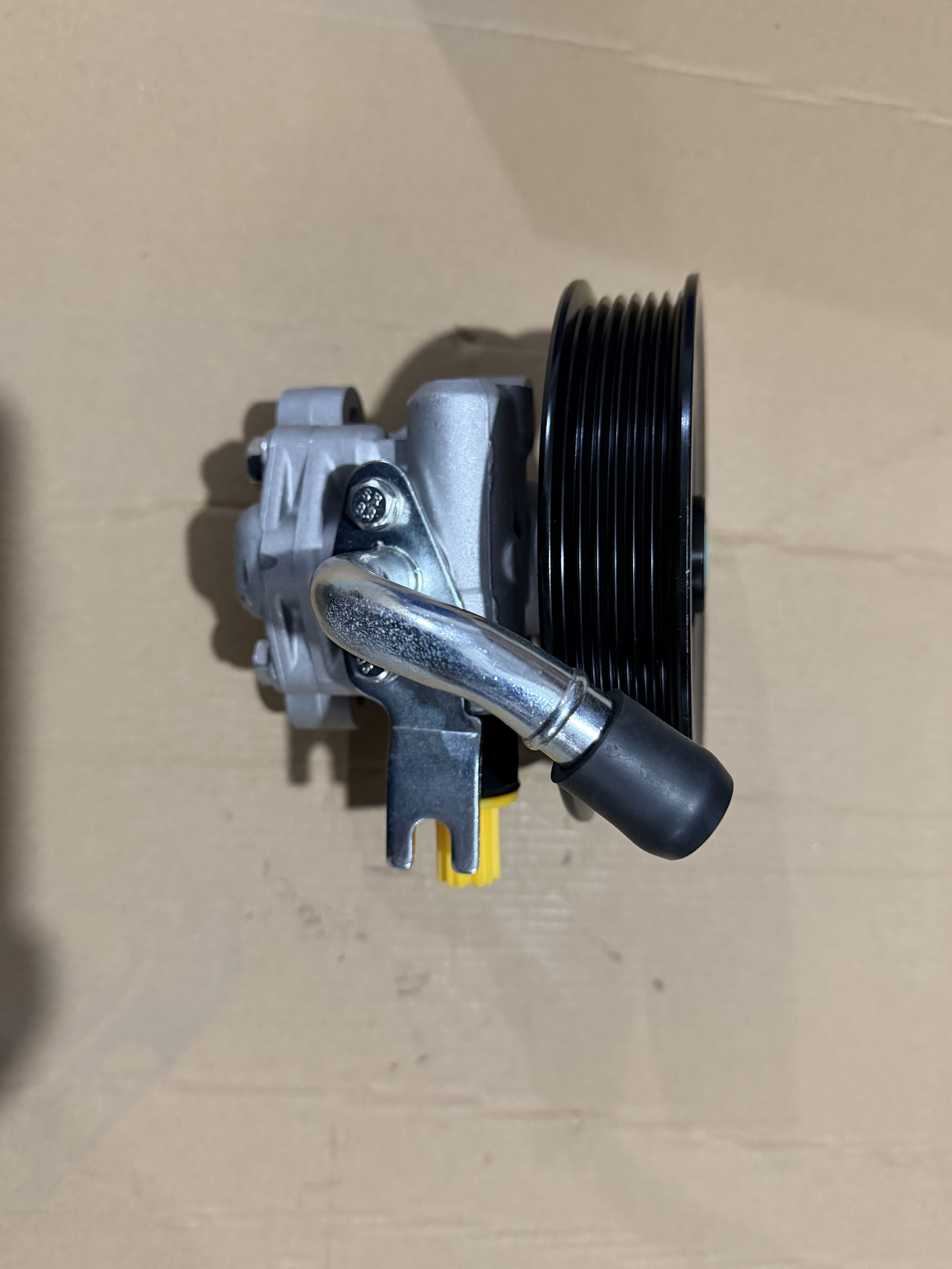 Steering pump