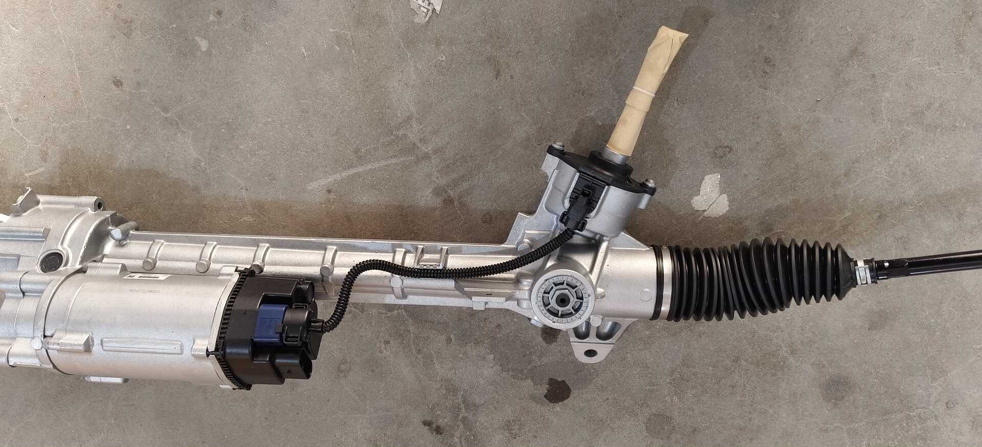STEERING RACK