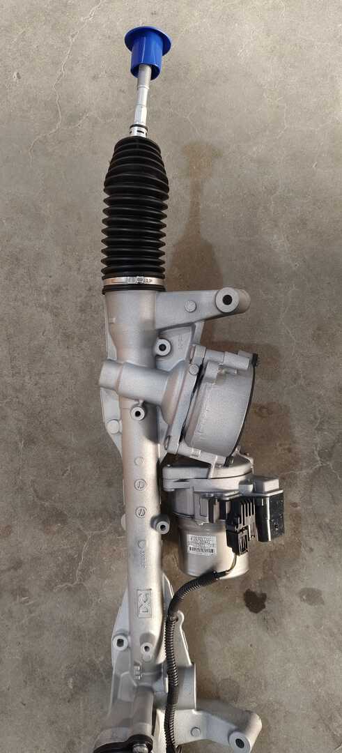STEERING RACK