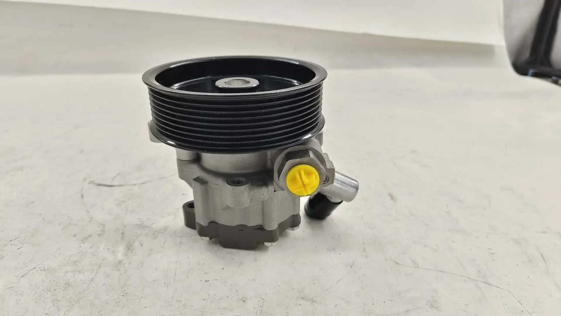Steering pump