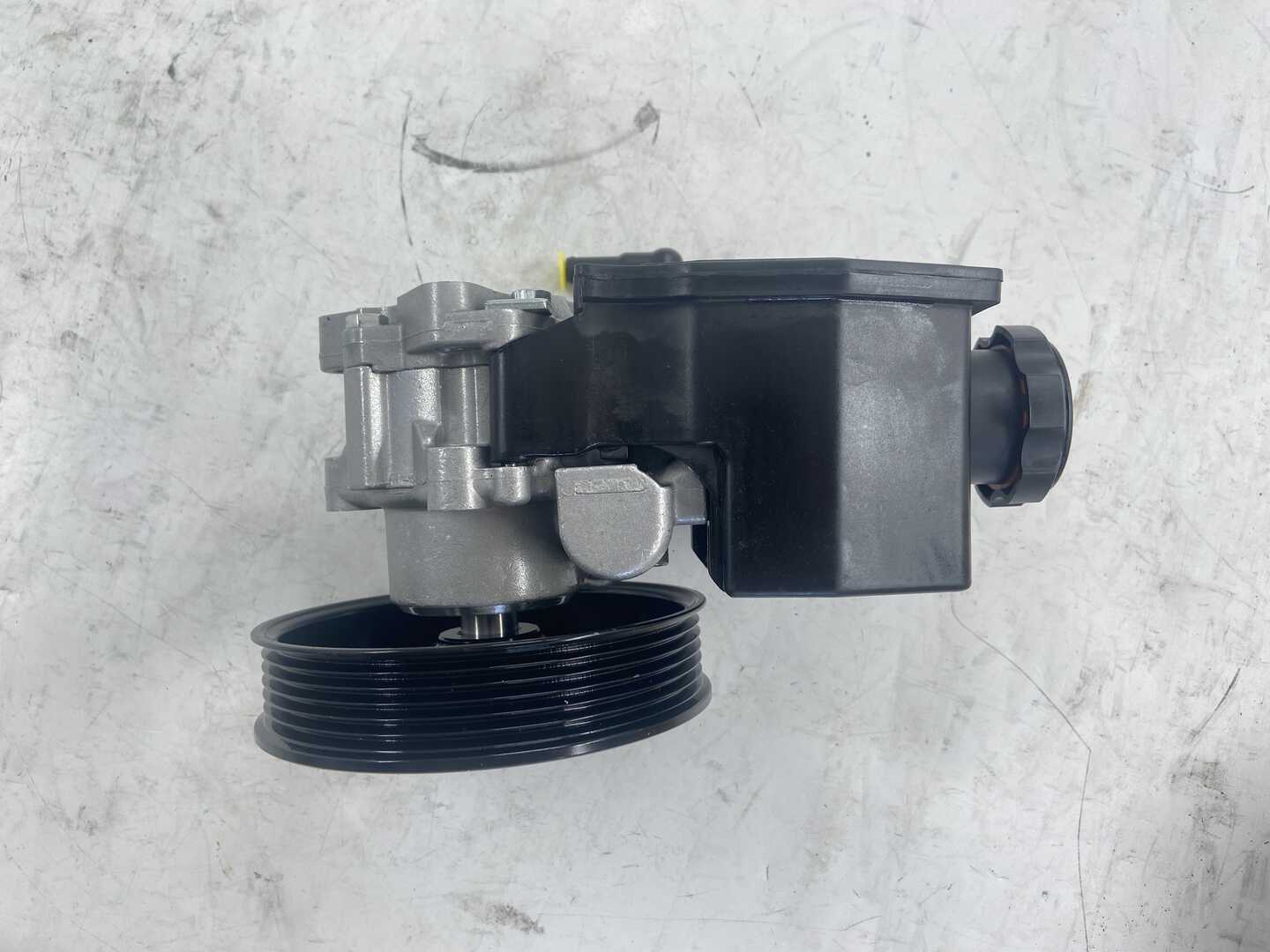 Steering pump
