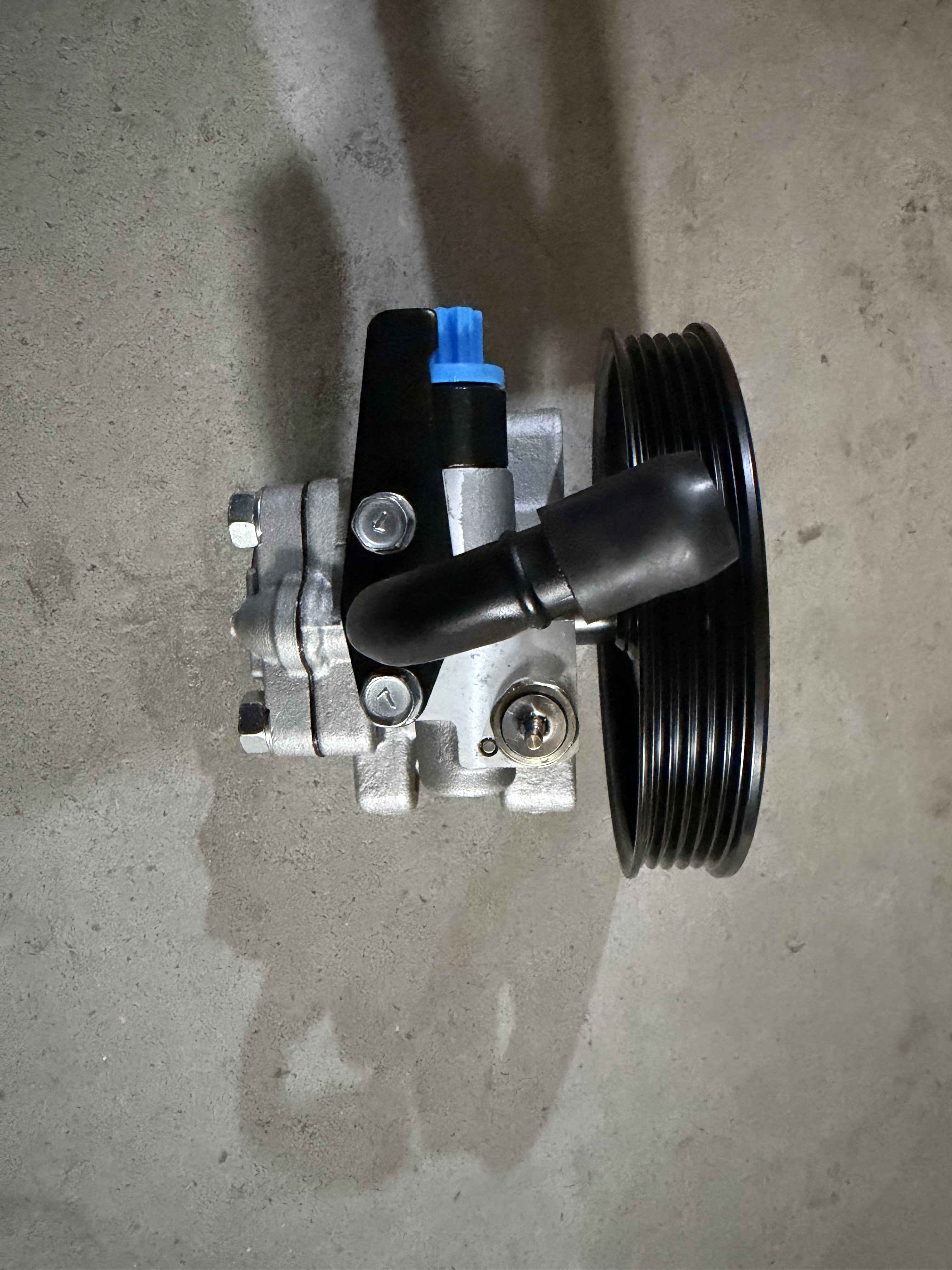 Steering pump