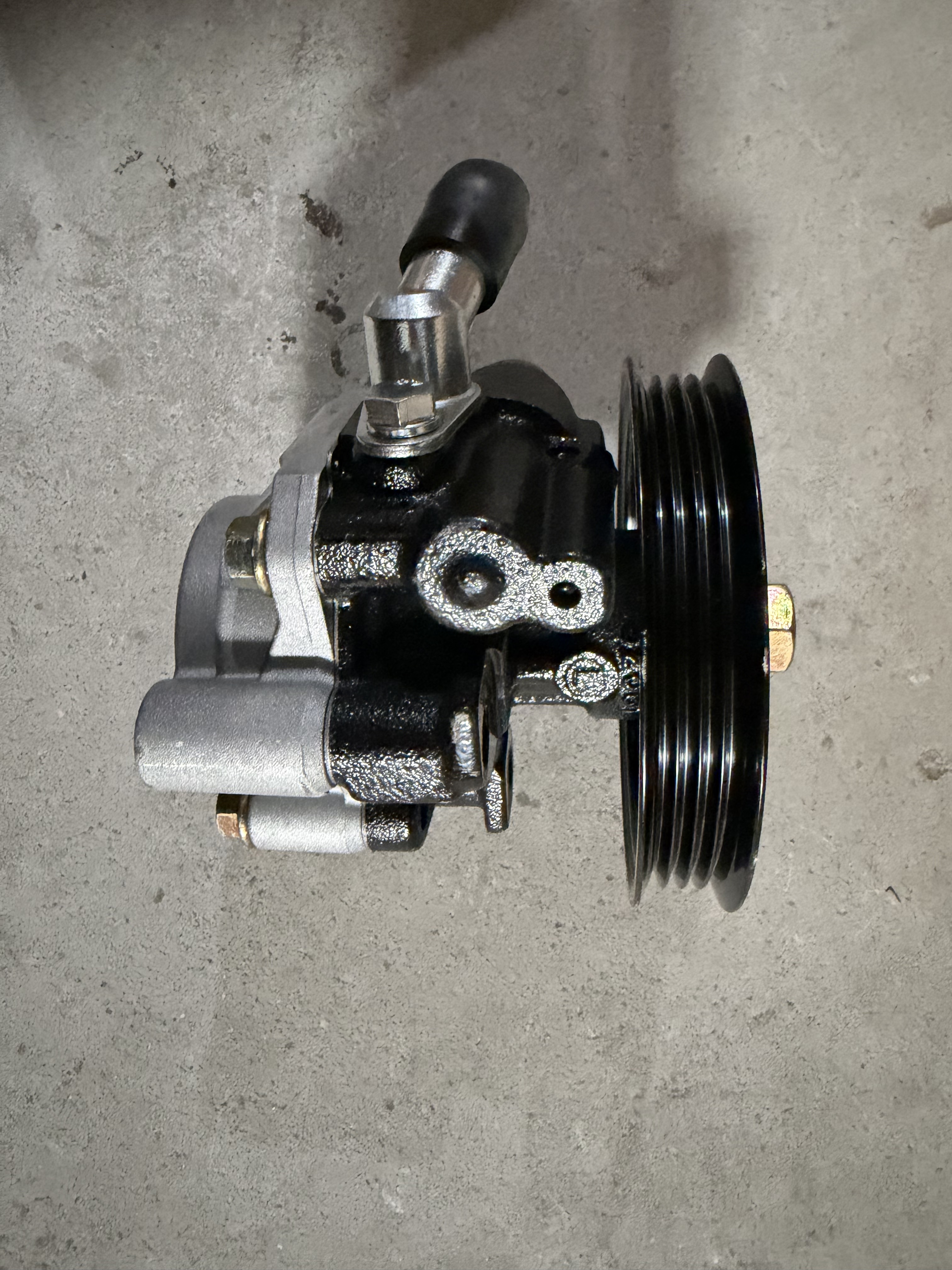 Steering pump