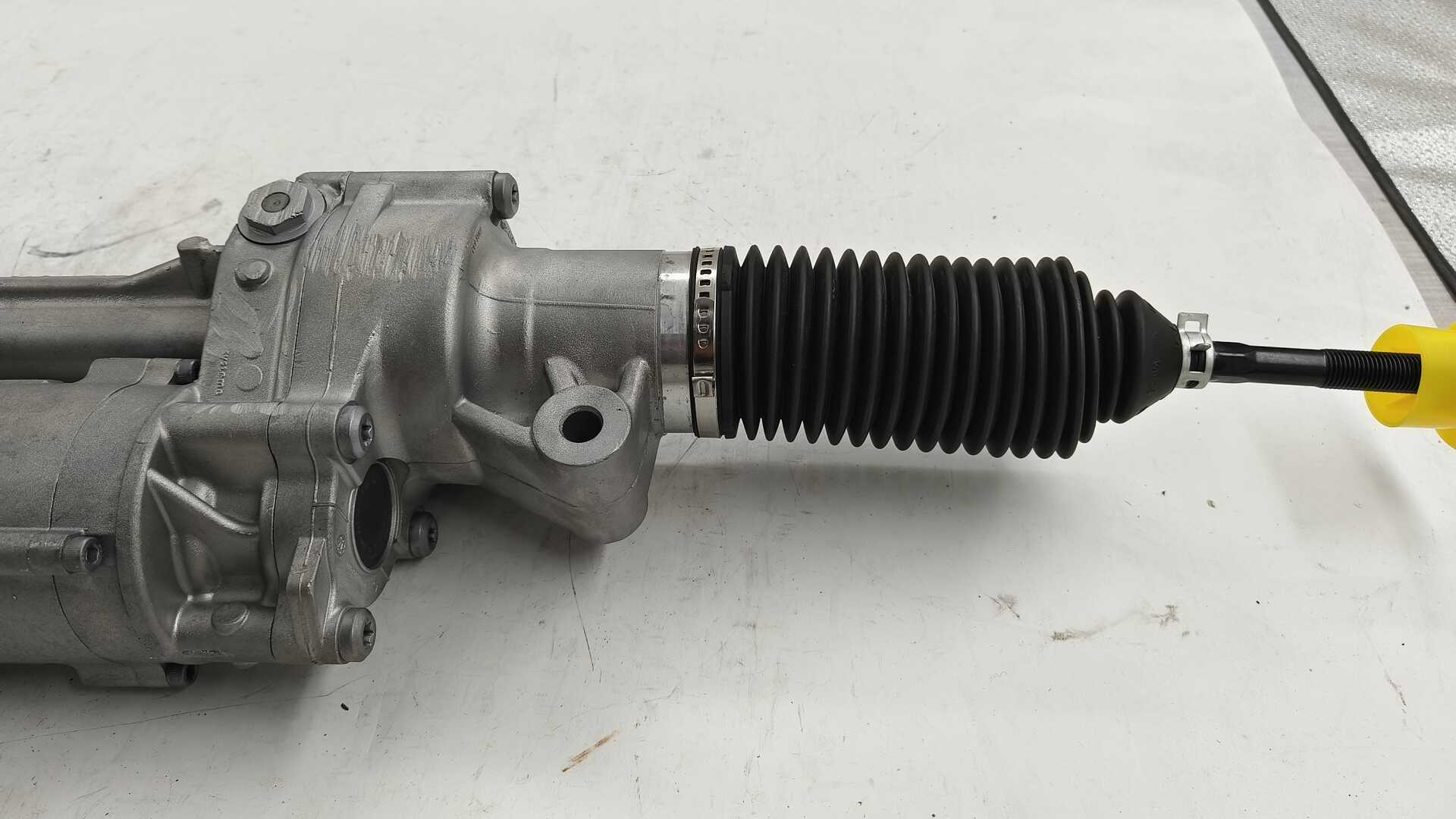 STEERING RACK
