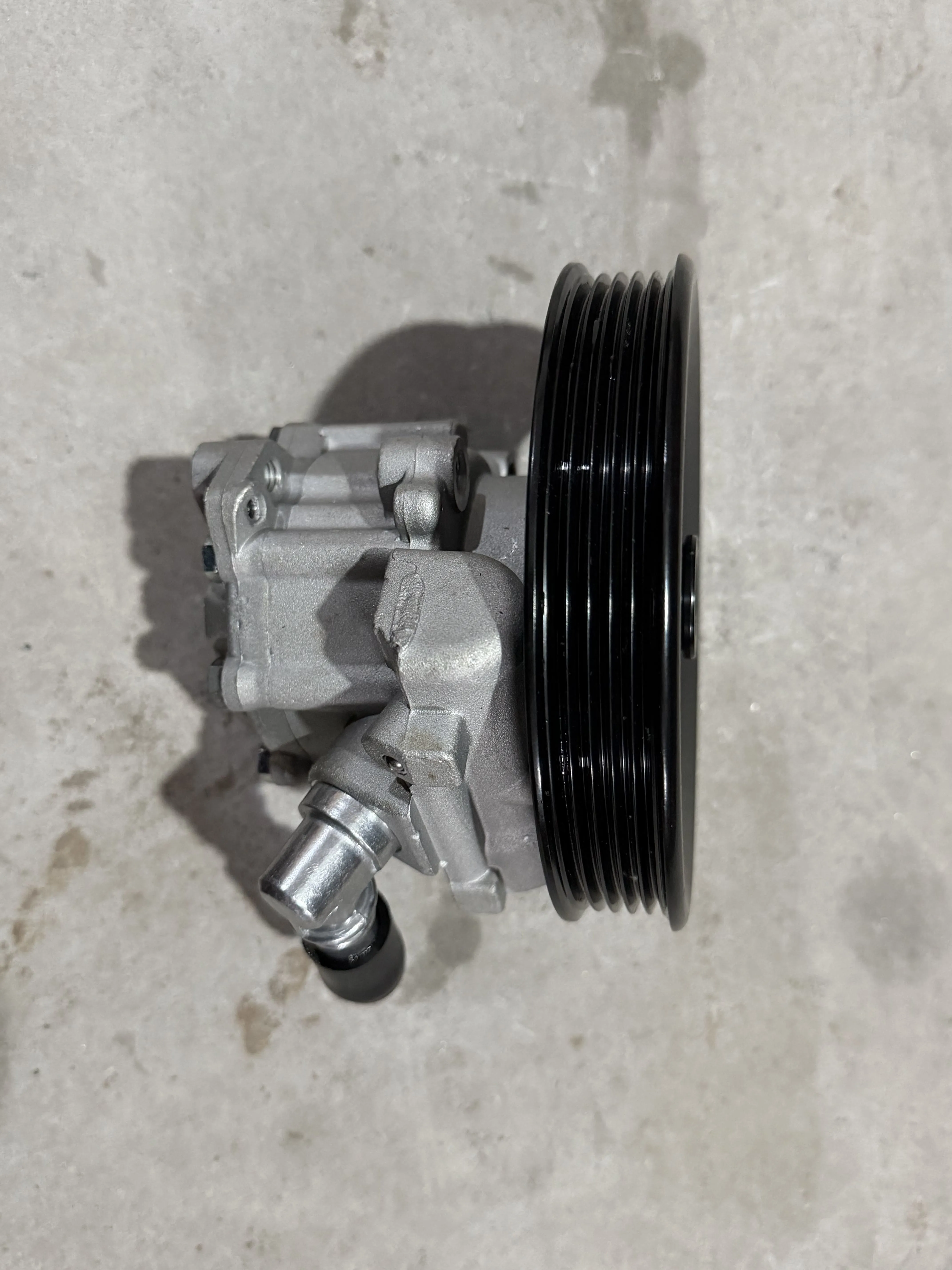 Steering pump