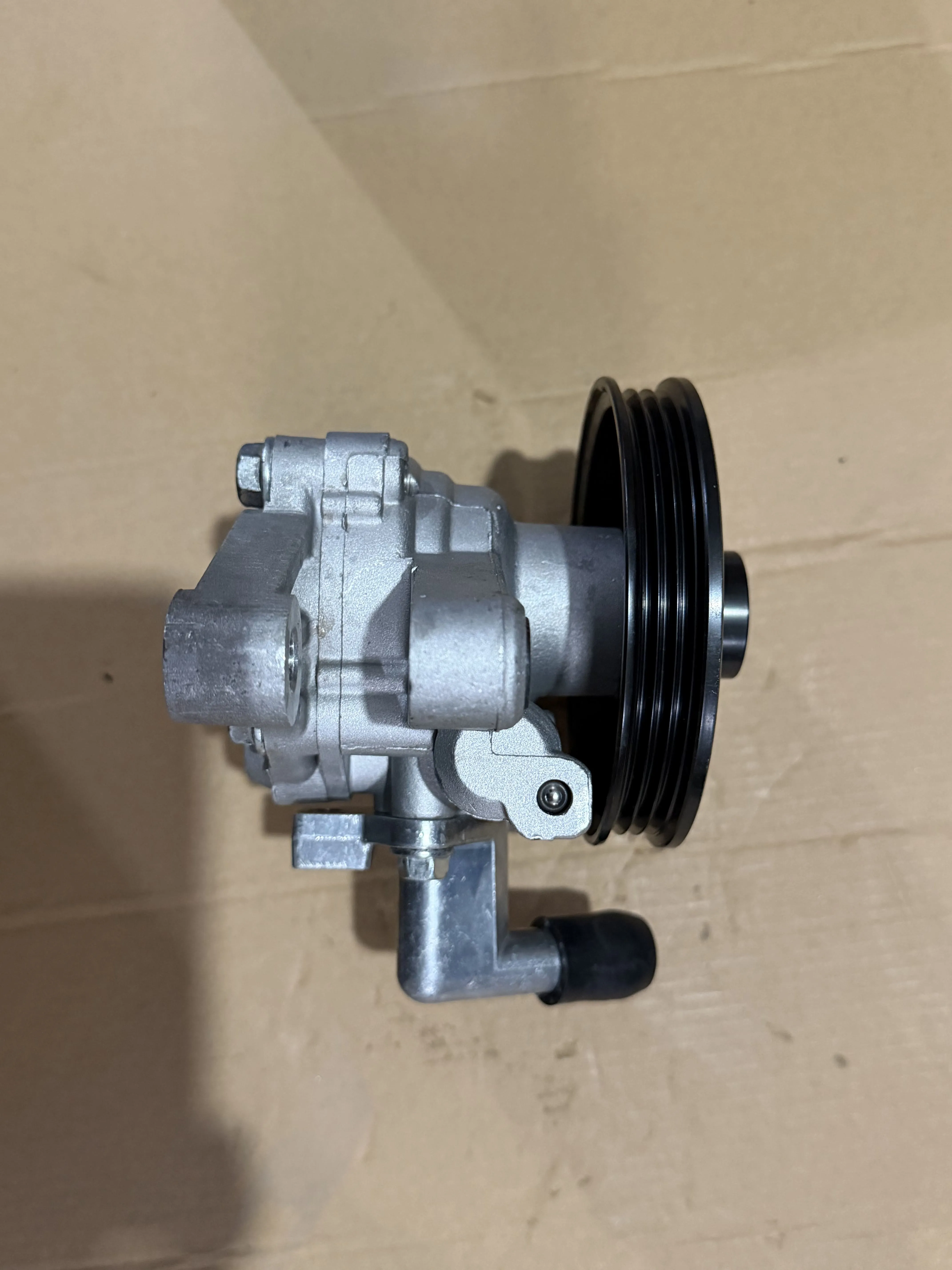 Steering pump
