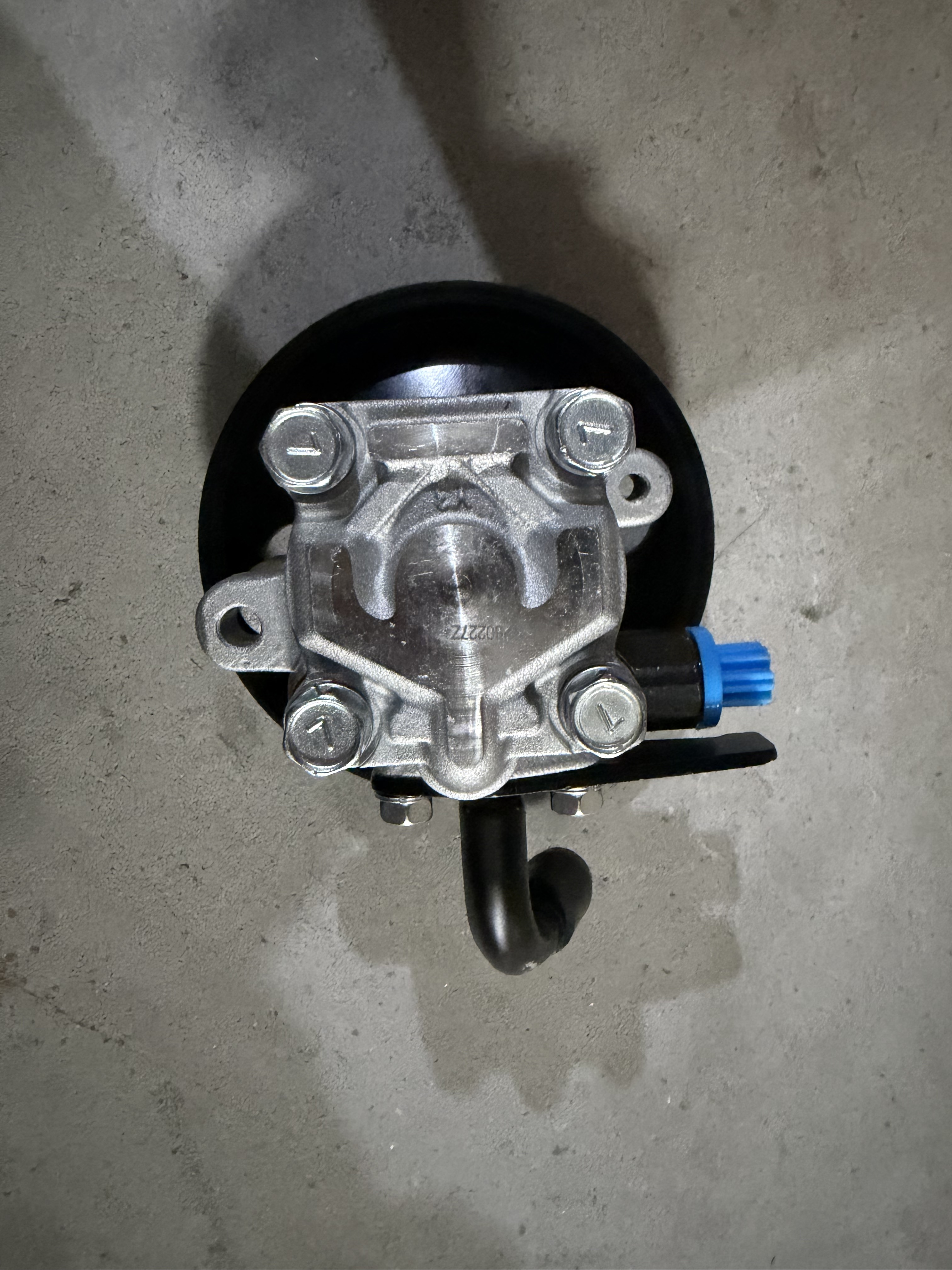 Steering pump