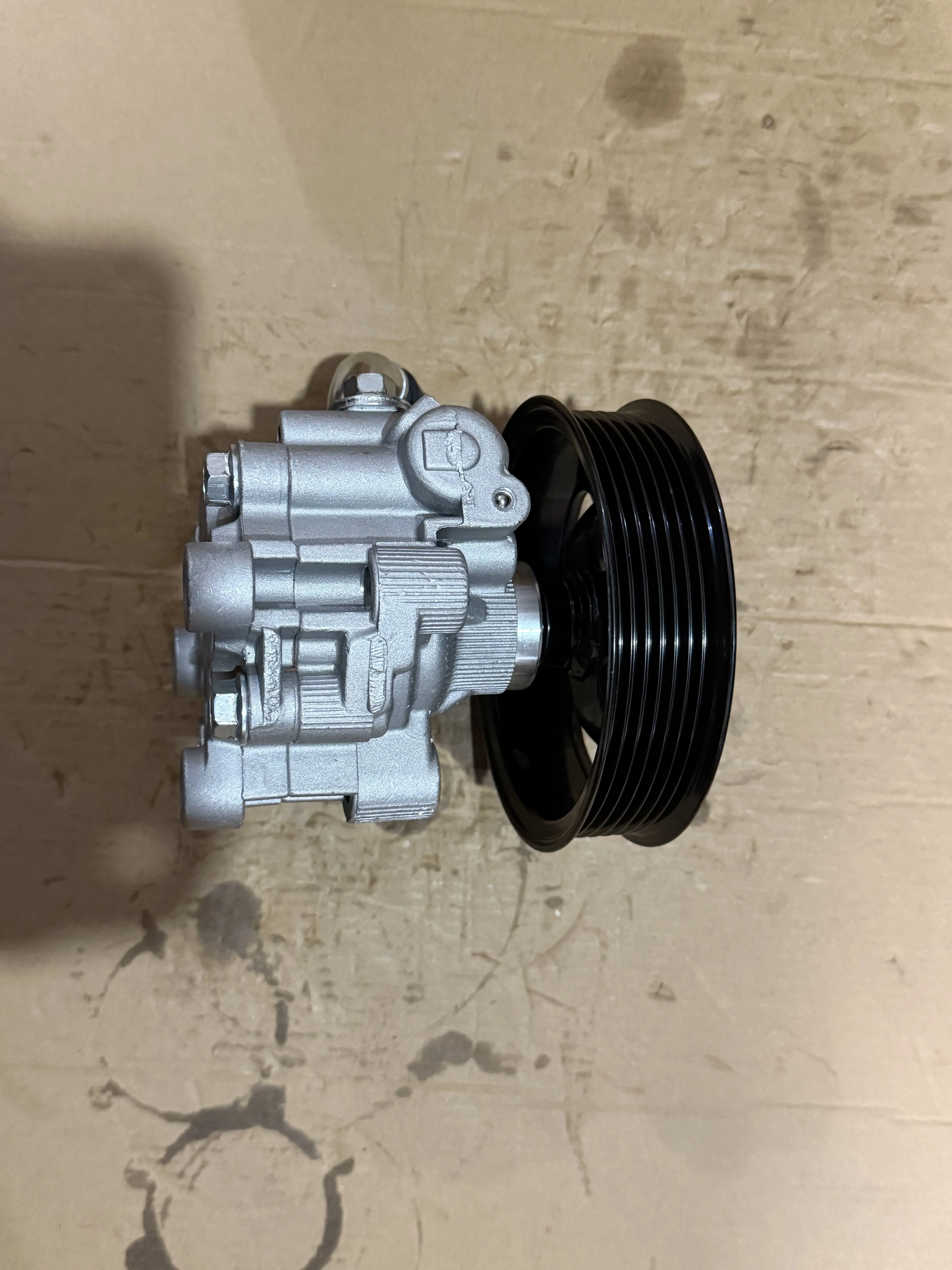 Steering pump