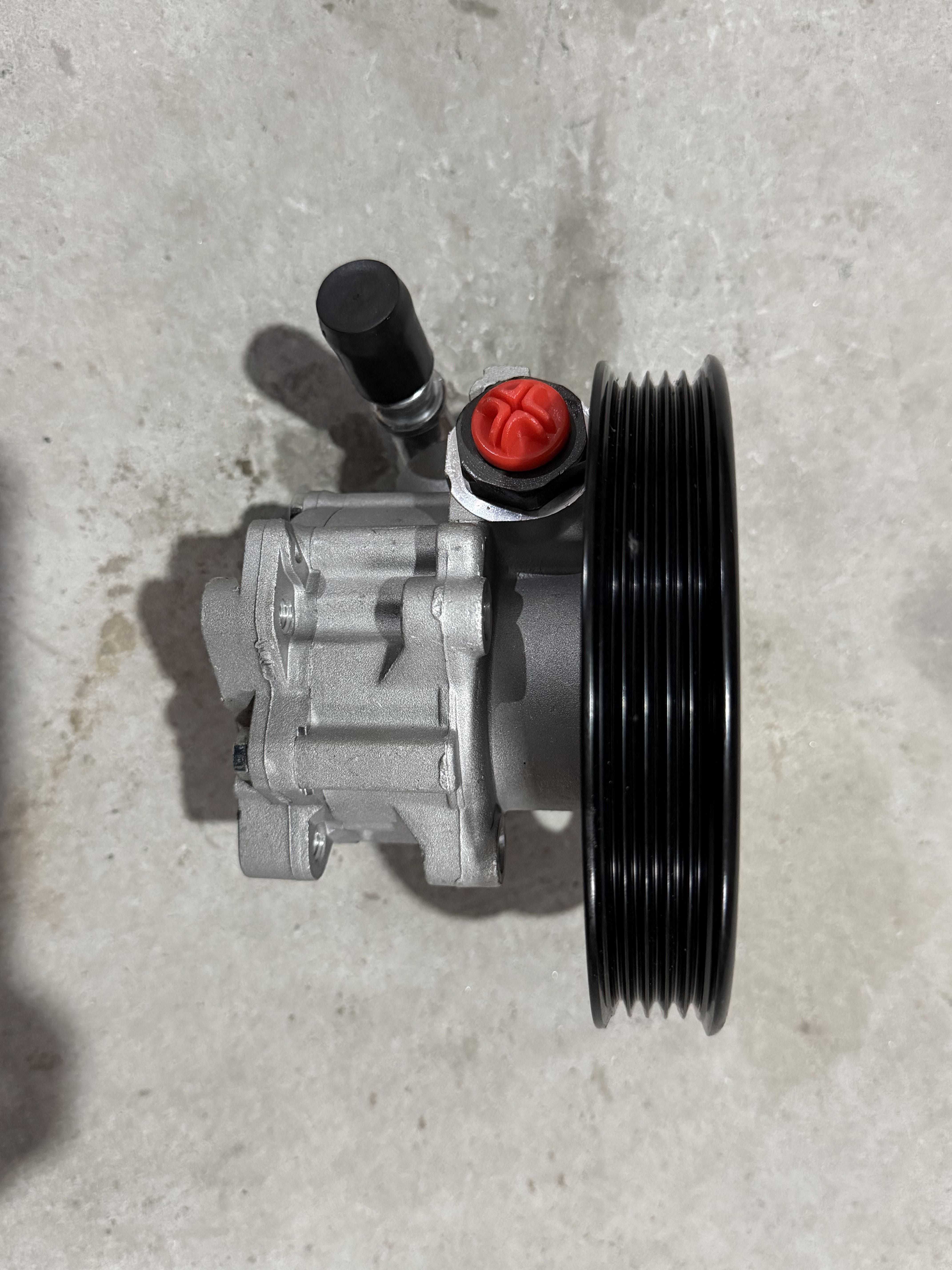 Steering pump